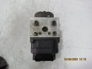 Foto de ABS FIAT MULTIPLA (186) 1.9 JTD CAT (116 CV / 85 KW) referencia 0265216959 foto 9