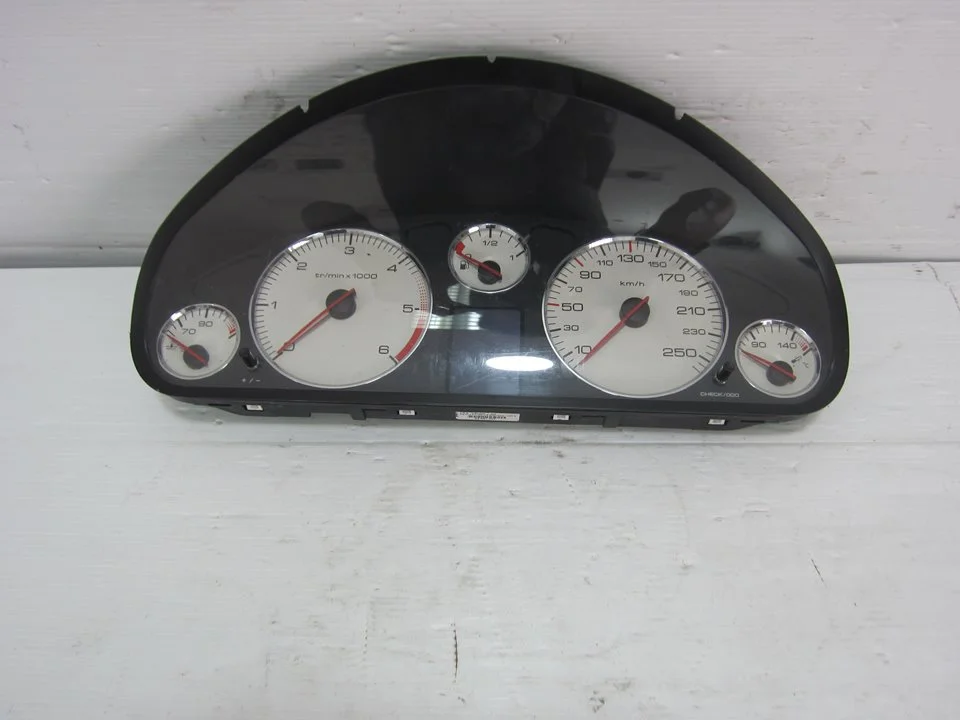 Foto de CUADRO INSTRUMENTOS PEUGEOT 407 referencia 89661232