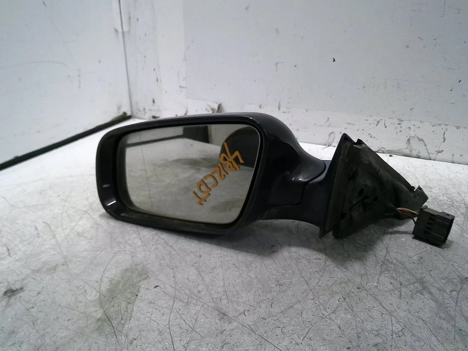 Foto de RETROVISOR IZQUIERDO AUDI A3 (8L) 1.9 TDI (101 CV / 74 KW) referencia E1010594