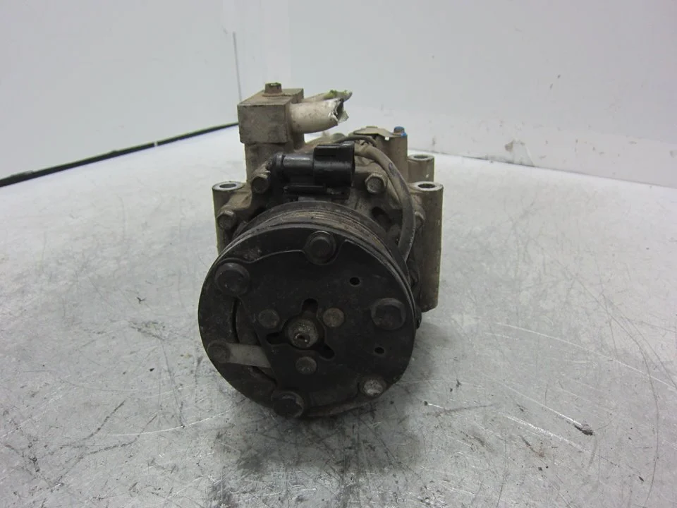 Foto de COMPRESOR AIRE ACONDICIONADO FORD FIESTA (CBK) referencia YS4H-19D629-AC