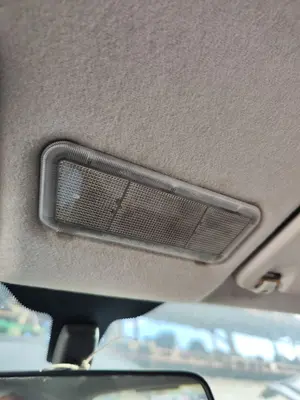 Foto de LUZ INTERIOR OPEL CORSA C 1.2 16V CAT (Z 12 XEP / LB4) (80 CV / 59 KW)
