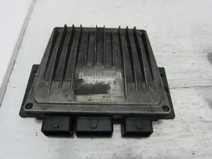 Foto de CENTRALITA MOTOR UCE NISSAN KUBISTAR (X76) 1.5 dCi Turbodiesel CAT (82 CV / 60 KW) referencia R0410C119C foto 7