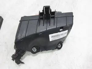 Foto de CAJA RELES / FUSIBLES SEAT ALTEA (5P1) referencia 5Q0937132A foto 10