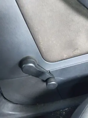 Foto de ELEVALUNAS TRASERO DERECHO SEAT CORDOBA BERLINA (6L2) 1.9 SDI (64 CV / 47 KW) referencia 6L4839756K