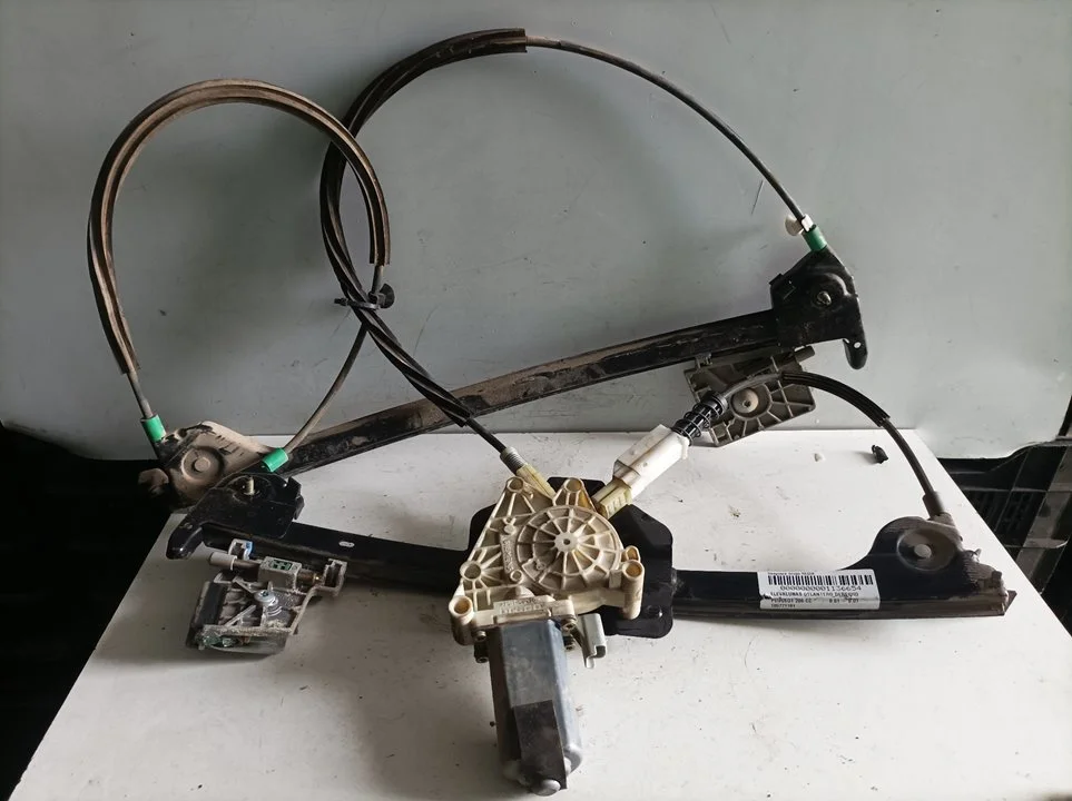 Foto de ELEVALUNAS DELANTERO DERECHO PEUGEOT 206 CC CABRIO-COUPÉ referencia 105771101