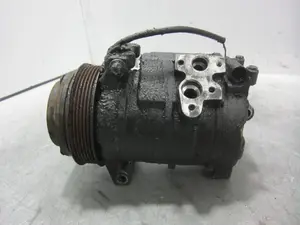 Foto de COMPRESOR AIRE ACONDICIONADO JEEP GRAND CHEROKEE (WJ/WG) 2.7 CRD CAT (163 CV / 120 KW) referencia 10S17C foto 3