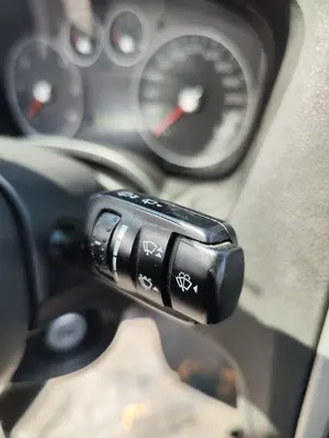 Foto de MANDO LIMPIA FORD FOCUS BERLINA (CAP) 1.6 TDCi CAT (90 CV / 66 KW)