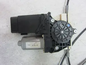 Foto de ELEVALUNAS DELANTERO DERECHO AUDI A4 AVANT (8E) referencia 0130821764 foto 3