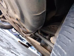 Foto de PUENTE TRASERO BMW SERIE 3 COMPACTO (E46) 2.0 16V Diesel CAT (150 CV / 110 KW)