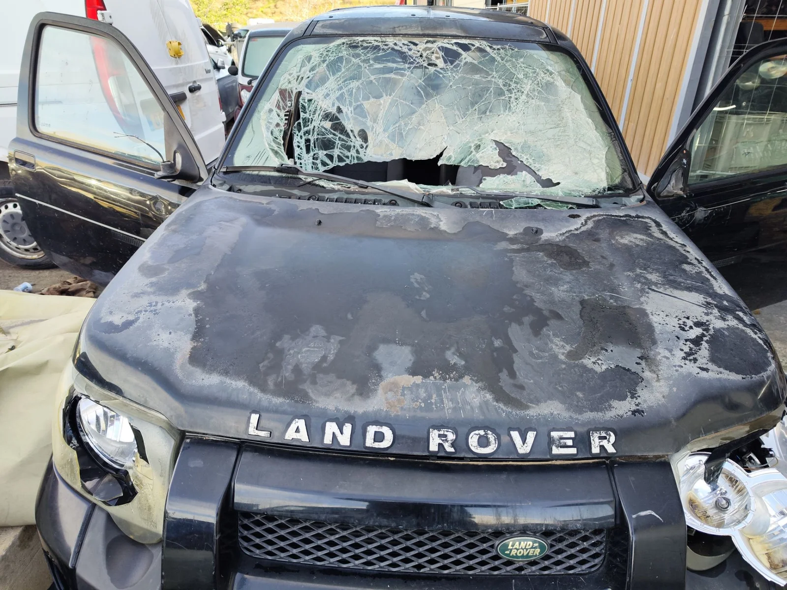 Foto de CAPO LAND ROVER FREELANDER (LN) 2.0 Td4 CAT (109 CV / 80 KW)