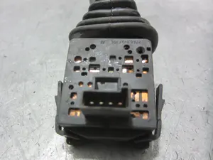 Foto de MANDO LIMPIA OPEL CORSA C 1.2 16V CAT (Z 12 XE / LW4) (75 CV / 55 KW) referencia 09185413 foto 5