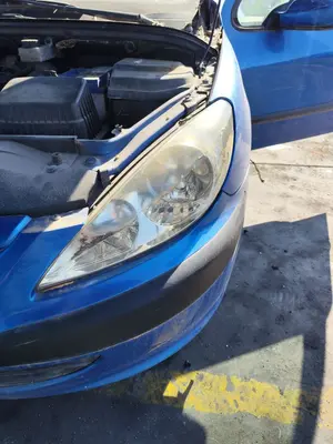 Foto de FARO IZQUIERDO PEUGEOT 307 (S1)(04.2001) 1.6 16V CAT (109 CV / 80 KW) referencia 6204Z2