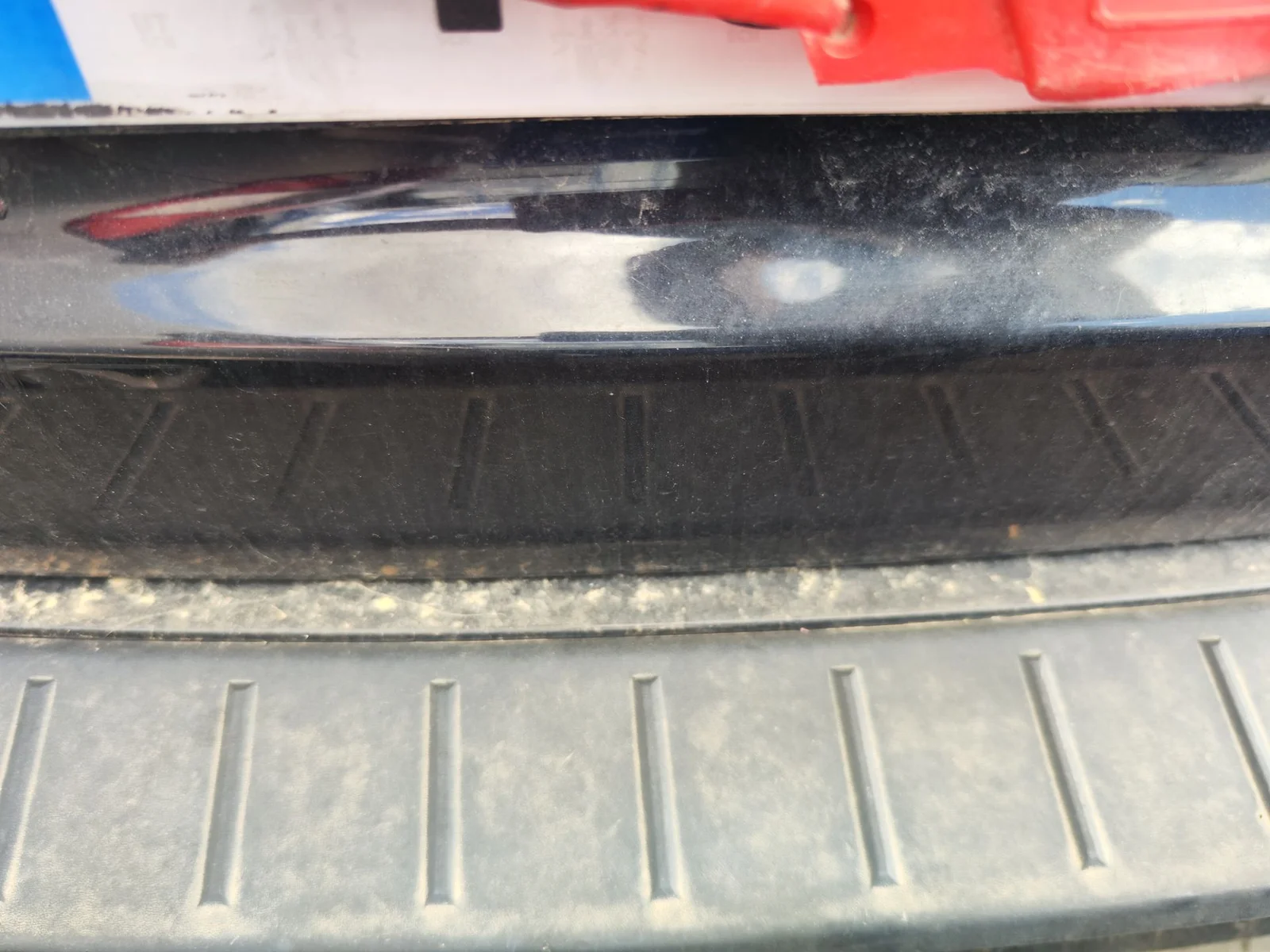 Foto de PANEL TRASERO VOLVO V50 FAMILIAR 2.0 Diesel CAT (136 CV / 100 KW)