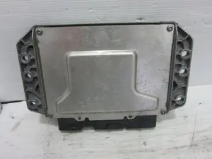 Foto de CENTRALITA SUSPENSION PEUGEOT 407 COUPÉ 2.7 HDi FAP CAT (UHZ / DT17TED4) (204 CV / 150 KW) referencia 216804972A foto 5