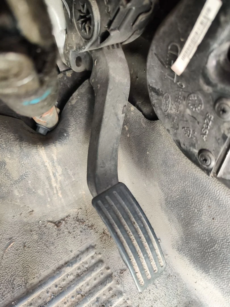 Foto de POTENCIOMETRO PEDAL FORD TRANSIT CONNECT (TC7) 1.8 TDCi CAT (90 CV / 66 KW)