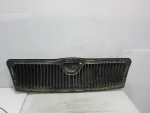 Foto de REJILLA DELANTERA SKODA OCTAVIA BERLINA (1Z3) referencia 1Z0853668 foto 2