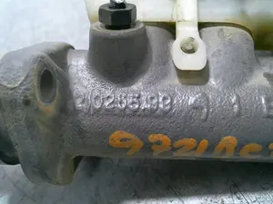 Foto de BOMBA FRENO VOLKSWAGEN LUPO (6X1/6E1) 1.4 16V (75 CV / 55 KW) referencia 21026599 foto 4