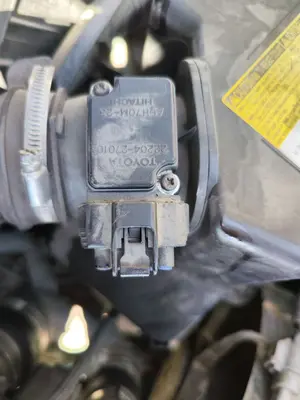 Foto de CAUDALIMETRO TOYOTA COROLLA (E11) 2.0 Turbodiesel CAT (90 CV / 66 KW)