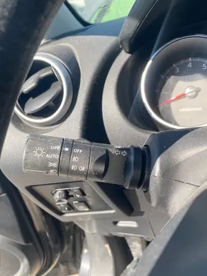 Foto de MANDO INTERMITENTES NISSAN QASHQAI (J10) 2.0 16V CAT (141 CV / 104 KW)