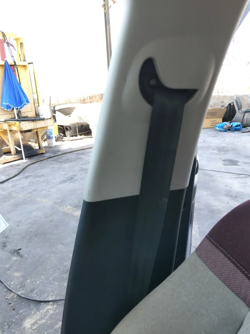 Foto de CINTURON SEGURIDAD DELANTERO DERECHO CITROEN C4 CACTUS 1.2 12V VTi (82 CV / 60 KW) referencia 98009730XX