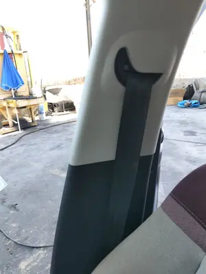 Foto de CINTURON SEGURIDAD DELANTERO DERECHO CITROEN C4 CACTUS 1.2 12V VTi (82 CV / 60 KW) referencia 98009730XX
