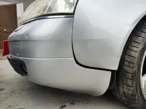 Foto de PARAGOLPES DELANTERO AUDI A6 BERLINA (4B2) 2.5 V6 24V TDI (150 CV / 110 KW) foto 4