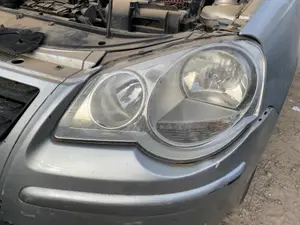 Foto de FARO IZQUIERDO VOLKSWAGEN POLO IV (9N3) 1.4 FSI (86 CV / 63 KW)