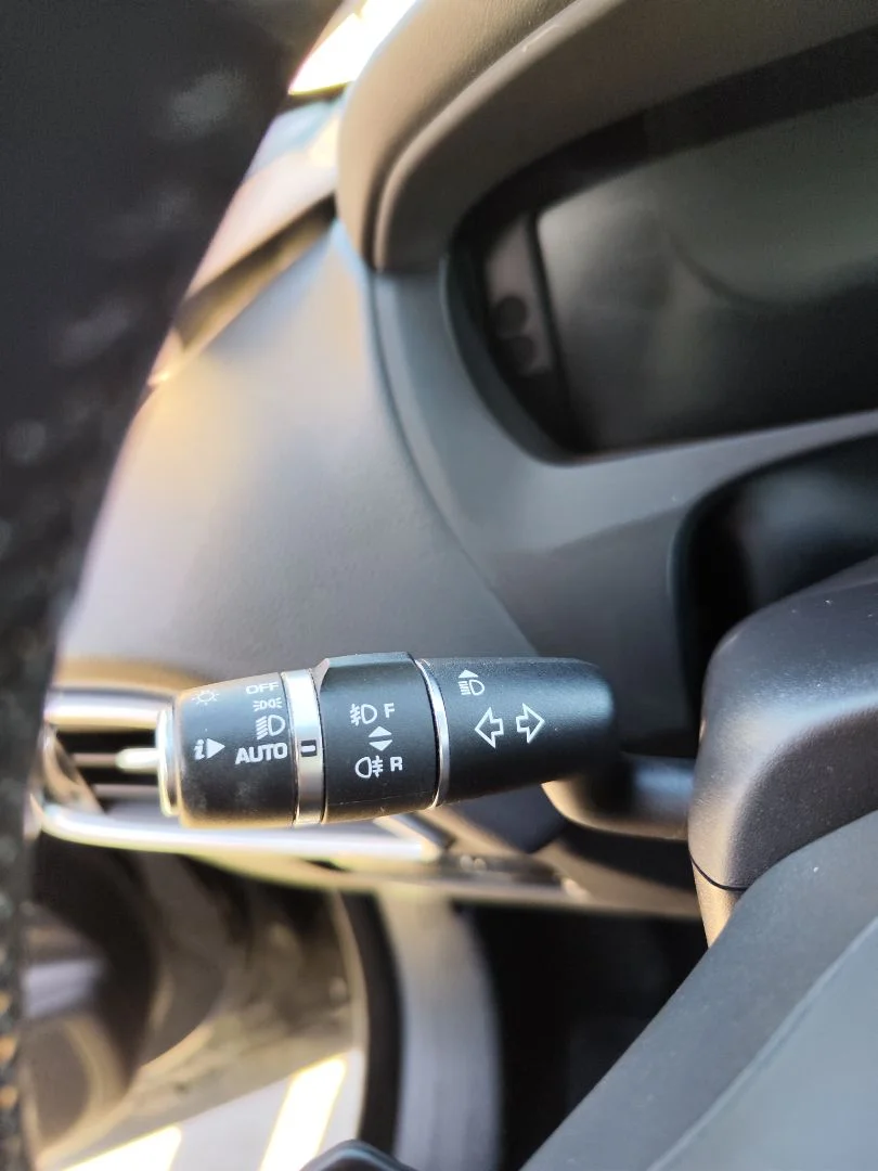 Foto de MANDO MULTIFUNCION JAGUAR F-PACE 3.0 V6 Diesel CAT (301 CV / 221 KW) referencia HK8313N064BB