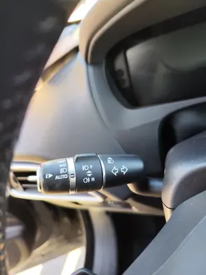 Foto de MANDO MULTIFUNCION JAGUAR F-PACE 3.0 V6 Diesel CAT (301 CV / 221 KW) referencia HK8313N064BB foto 1