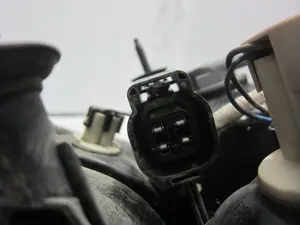 Foto de PILOTO TRASERO DERECHO CHEVROLET ALERO 2.4 CAT (141 CV / 104 KW) referencia 22640818 foto 4