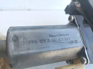 Foto de ELEVALUNAS DELANTERO DERECHO FORD KA (CCQ) referencia 0130821683 foto 6