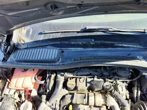 Foto de BRAZO LIMPIA DELANTERO DERECHO FORD C-MAX (CB7) 1.6 TDCi CAT (116 CV / 85 KW)