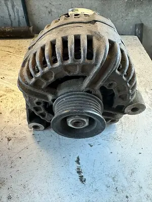 Foto de ALTERNADOR BMW SERIE 3 BERLINA (E46) referencia F032113407 foto 4