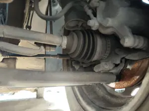 Foto de MANGUETA DELANTERA IZQUIERDA OPEL COMBO (CORSA C) 1.3 16V CDTI CAT (Z 13 DT / LN9) (69 CV / 51 KW) referencia 13154318