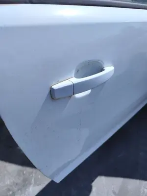 Foto de MANETA EXTERIOR DELANTERA DERECHA OPEL CORSA D 1.3 16V CDTI (75 CV / 55 KW) referencia 13255665