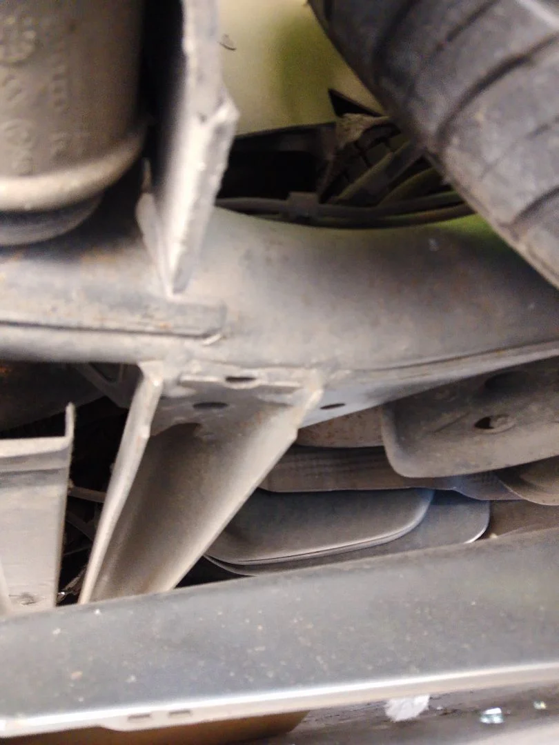 Foto de PUENTE TRASERO VOLKSWAGEN PASSAT BERLINA (3B3) 1.9 TDI (131 CV / 96 KW)