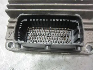Foto de CENTRALITA MOTOR UCE OPEL MERIVA 1.7 16V DTI CAT (Y 17 DT / LR6) (75 CV / 55 KW) referencia 8973258945 foto 5
