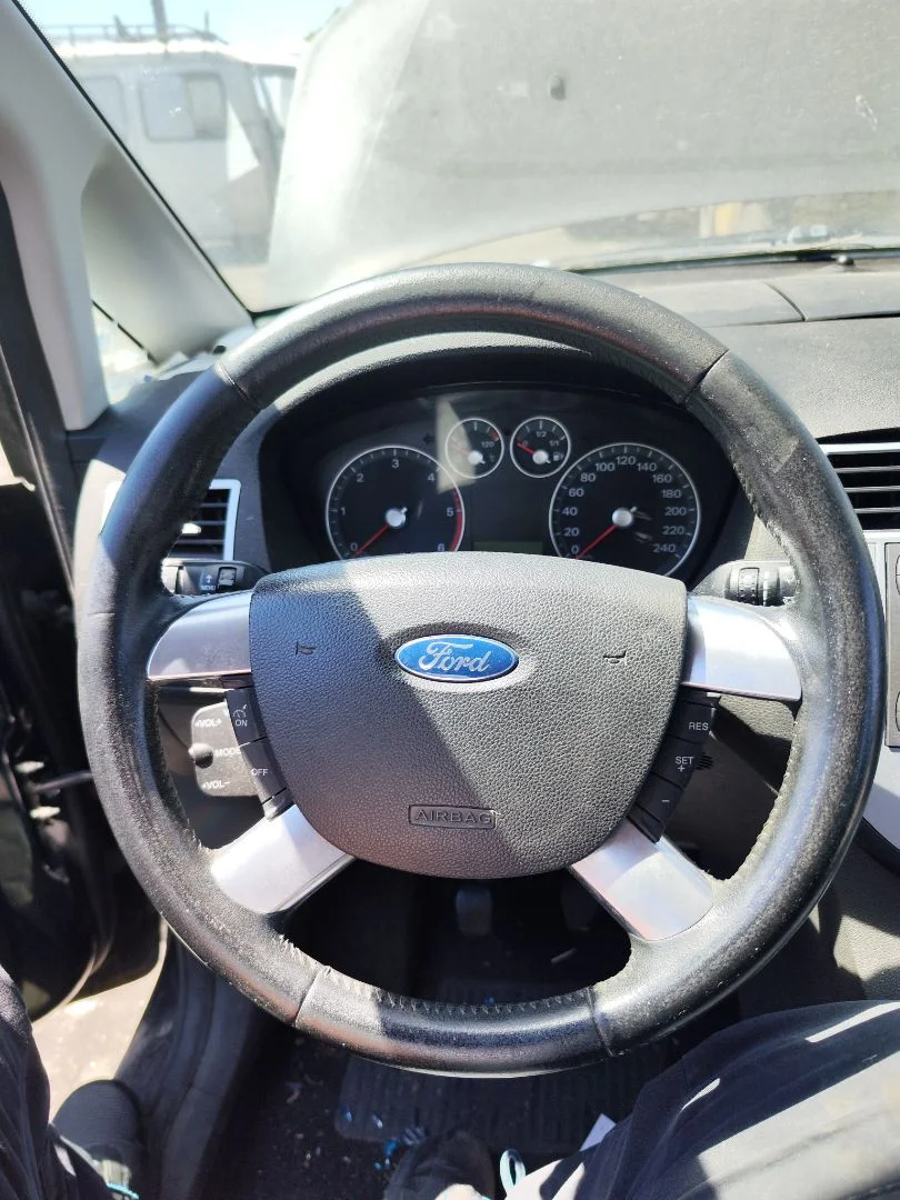 Foto de VOLANTE FORD FOCUS C-MAX (CAP)(2003) 1.6 TDCi CAT (90 CV / 66 KW)