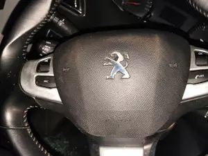 Foto de AIRBAG DELANTERO IZQUIERDO PEUGEOT 308