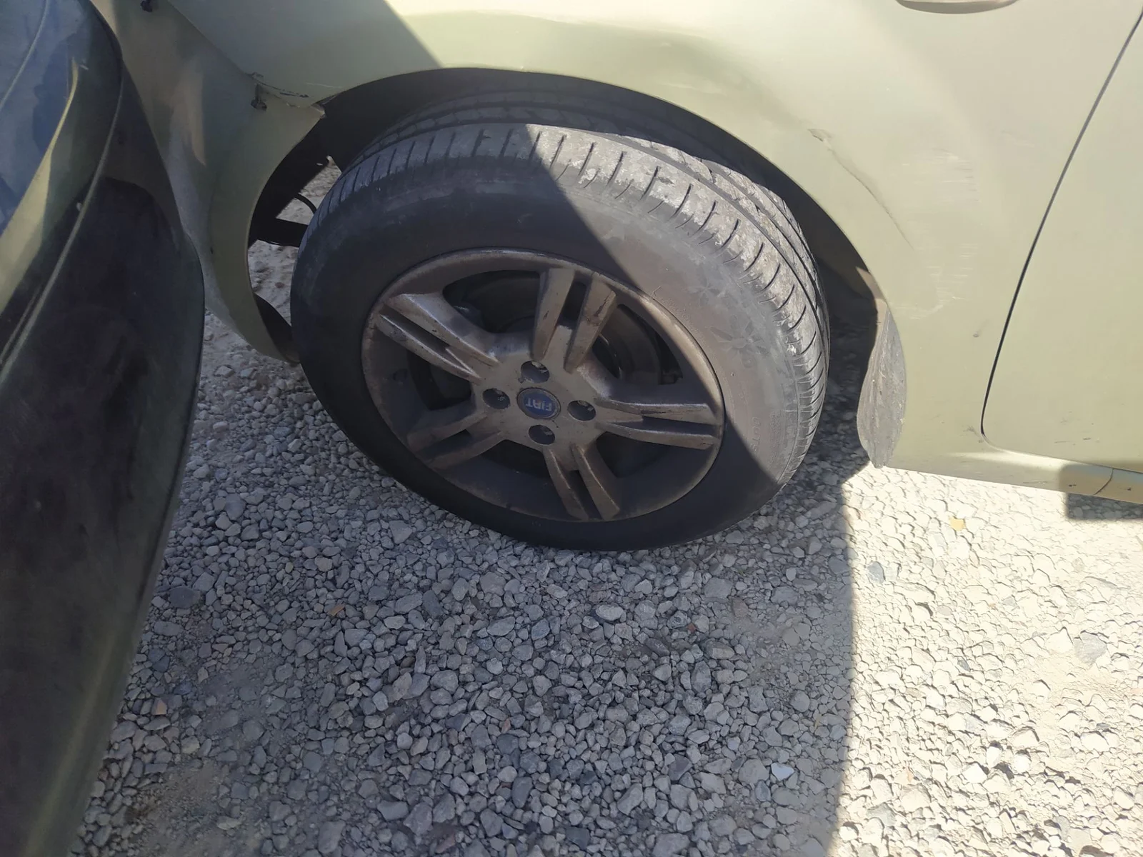 Foto de BRAZO SUSPENSION DELANTERO IZQUIERDO FIAT GRANDE PUNTO (199) 1.3 16V JTD CAT (75 CV / 55 KW)
