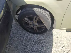 Foto de BRAZO SUSPENSION DELANTERO IZQUIERDO FIAT GRANDE PUNTO (199) 1.3 16V JTD CAT (75 CV / 55 KW)