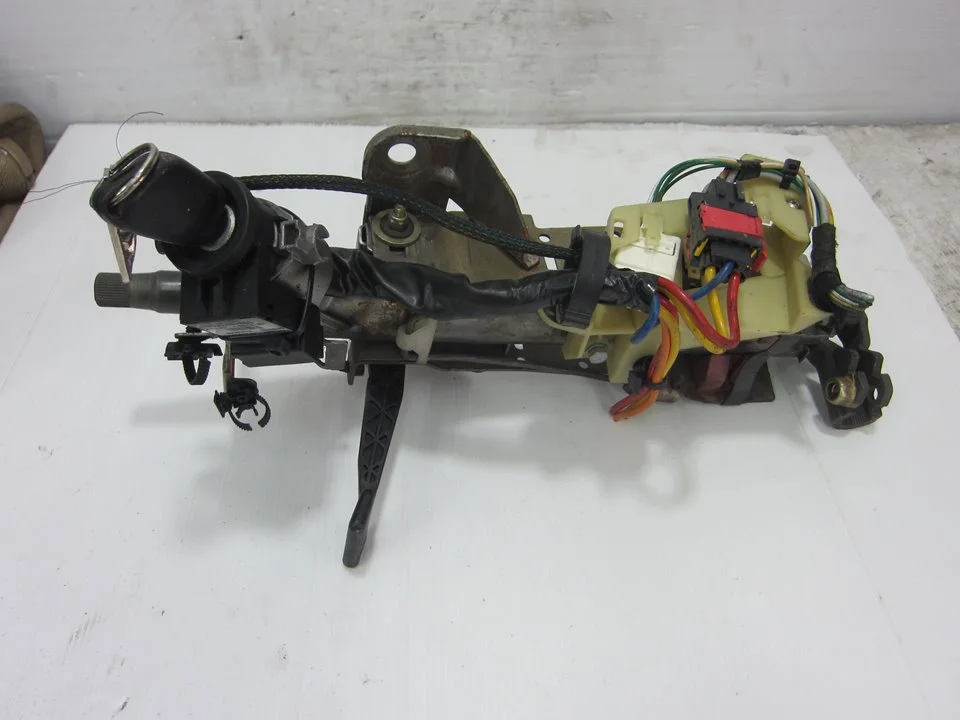 Foto de COLUMNA DIRECCION PEUGEOT 406 BERLINA (S1/S2) 3.0 V6 24V CAT (190 CV / 140 KW) referencia 184106891