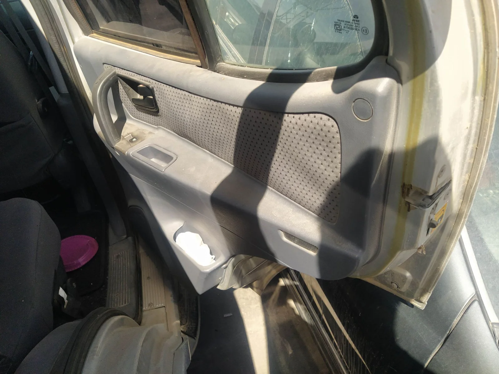 Foto de ELEVALUNAS TRASERO DERECHO TATA SAFARI (1998) 3.0 TDI (114 CV / 84 KW) referencia 452487