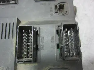 Foto de NO IDENTIFICADO PEUGEOT PARTNER (S2) 1.9 Diesel (69 CV / 51 KW) referencia 9652474880 foto 3