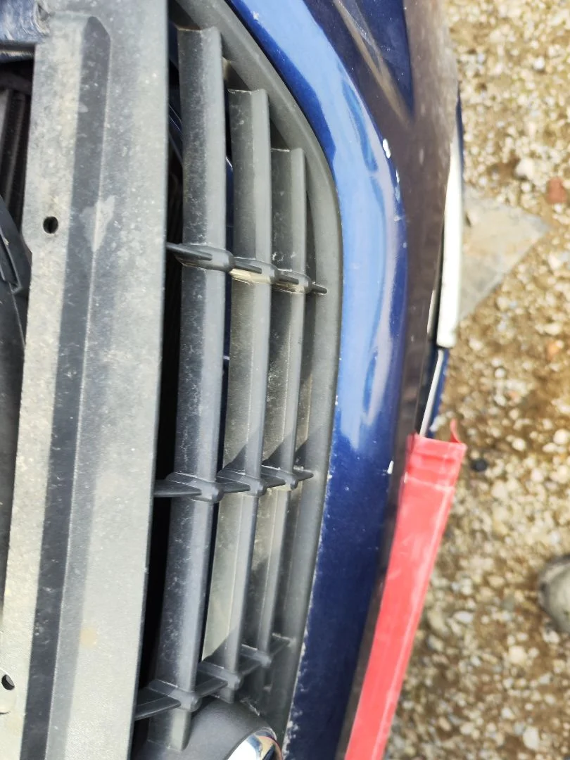 Foto de REFUERZO PARAGOLPES DELANTERO FORD FOCUS CABRIO (CA5) 2.0 TDCi CAT (136 CV / 100 KW)