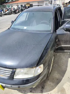 Foto de CAPO VOLKSWAGEN PASSAT VARIANT (3B5) 1.9 TDI (110 CV / 81 KW) referencia 3B0823031E foto 4