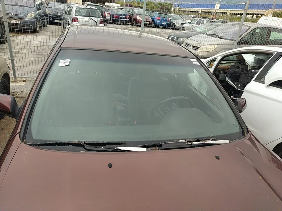 Foto de BRAZO LIMPIA DELANTERO IZQUIERDO NISSAN MAXIMA QX (A32) 2.0 V6 24V CAT (140 CV / 103 KW)