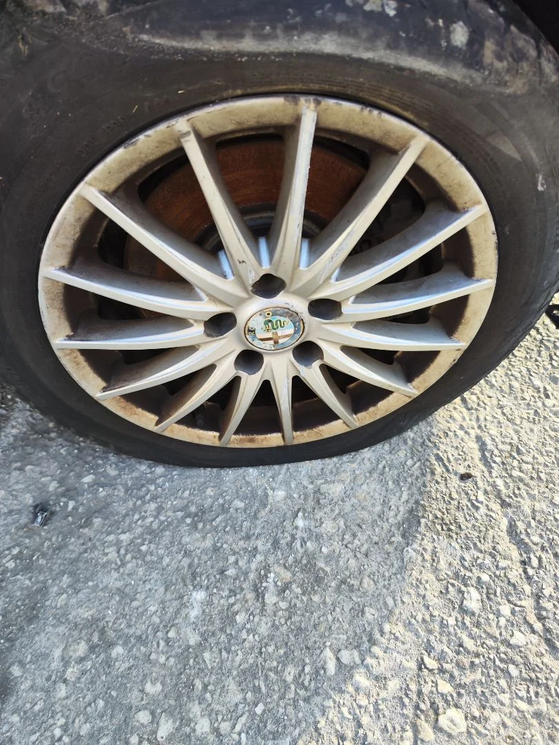 Foto de LLANTA ALFA ROMEO 159 (140) 1.9 JTD (M) 16V CAT (150 CV / 110 KW)