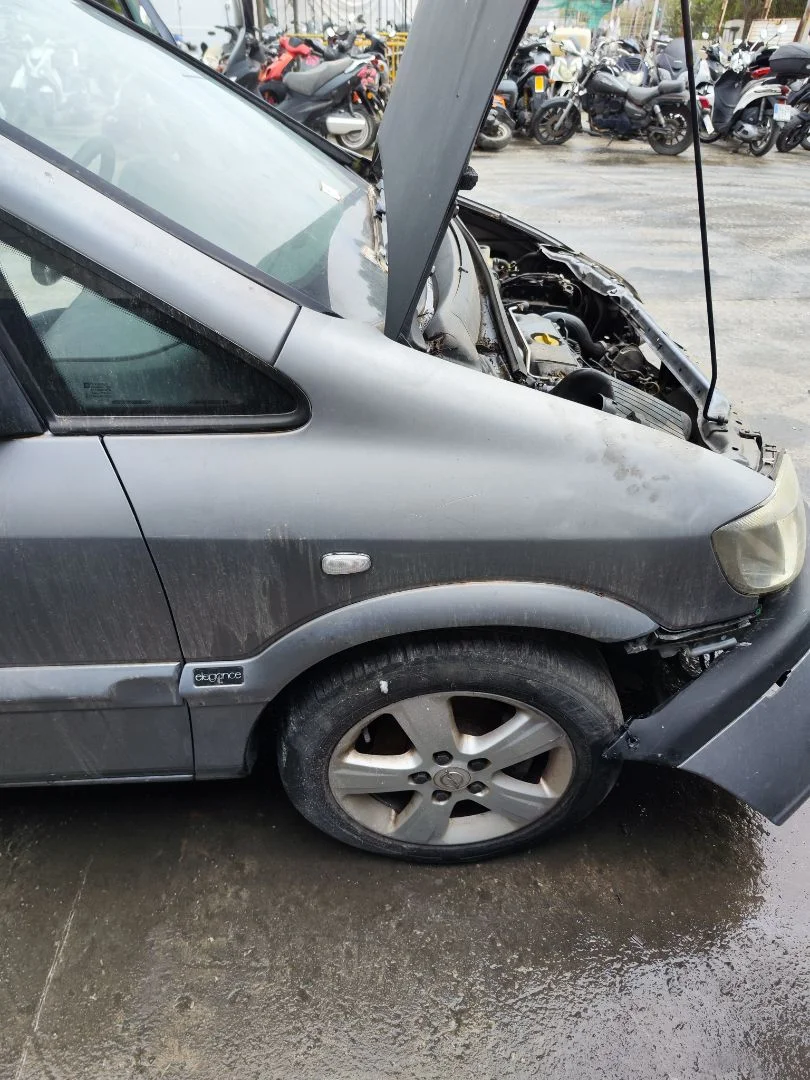 Foto de ALETA DELANTERA DERECHA OPEL ZAFIRA A 2.0 DTI (101 CV / 74 KW)