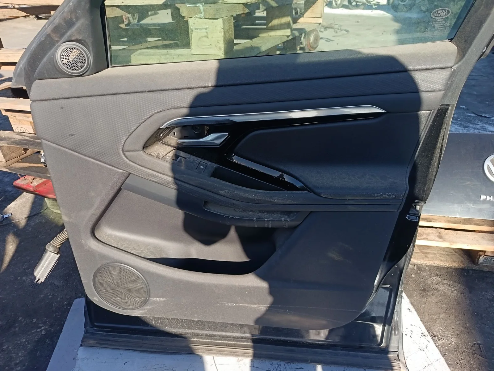 Foto de GUARNECIDO PUERTA DELANTERA DERECHA LAND ROVER RANGE ROVER EVOQUE 2.0 Td4 CAT (150 CV / 110 KW)